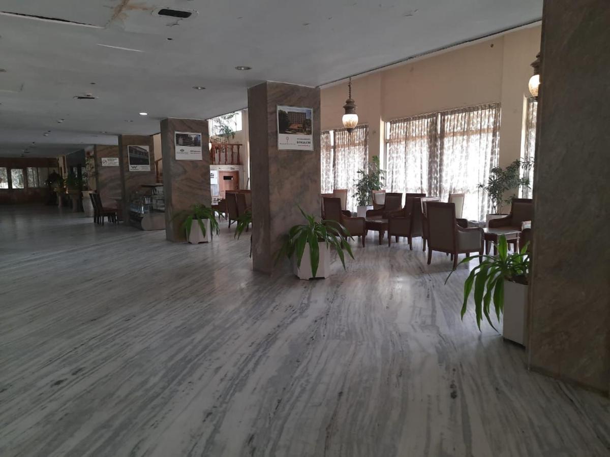 Woodlands Hotel Bangalore Ngoại thất bức ảnh