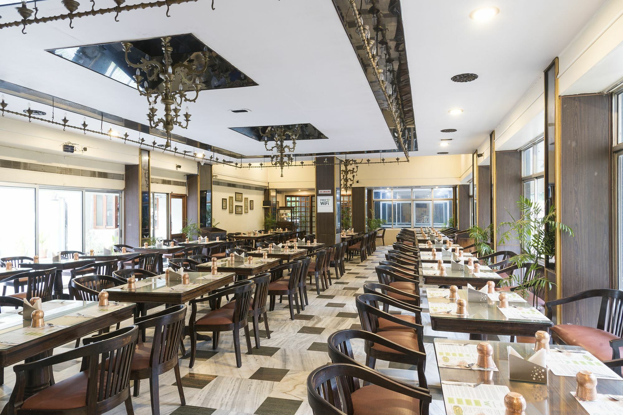 Woodlands Hotel Bangalore Ngoại thất bức ảnh